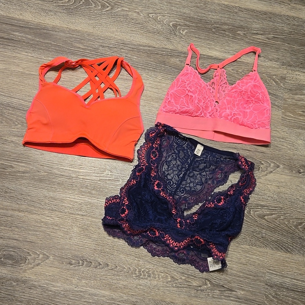 Lot Of 3 Bralettes XS
